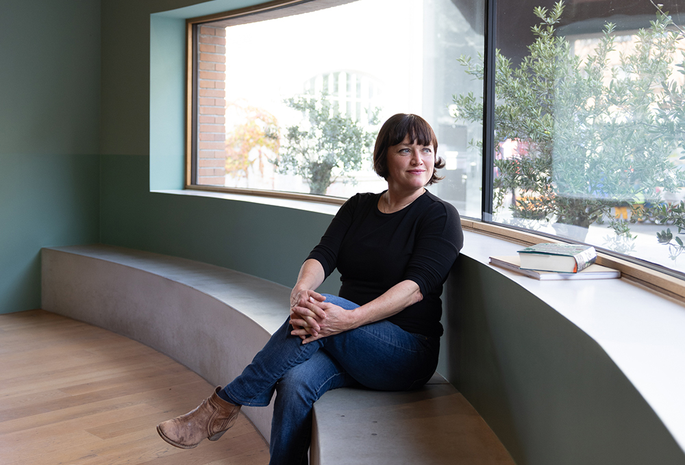 Julia_pfaller_self_VT_08